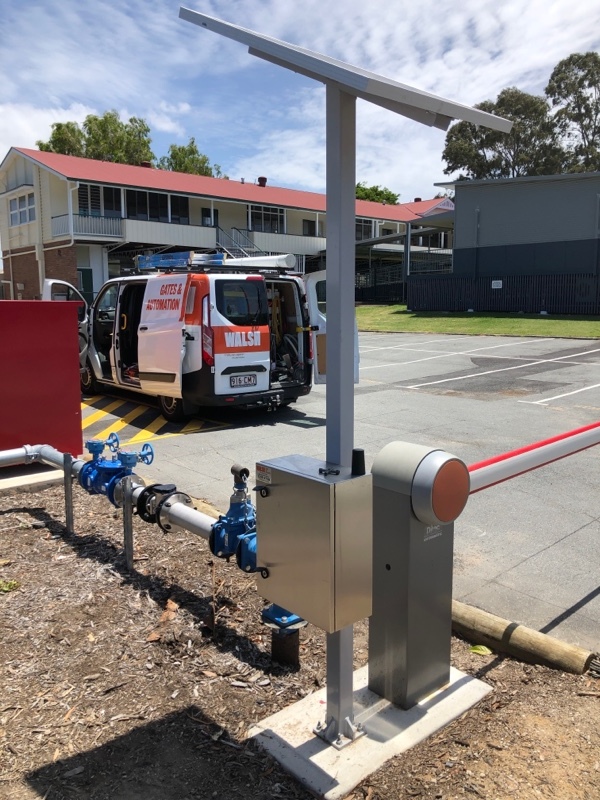 Commercial Solar Boom Gate