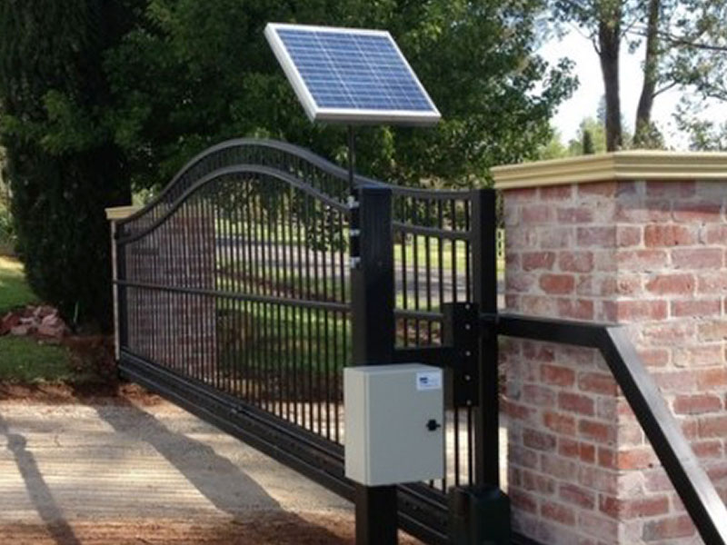 Automatic Gate with Solar Power in Brisbane